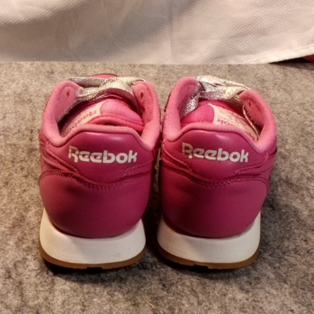- Pink leather Reebok classic sneakers - Picture 5 of 6